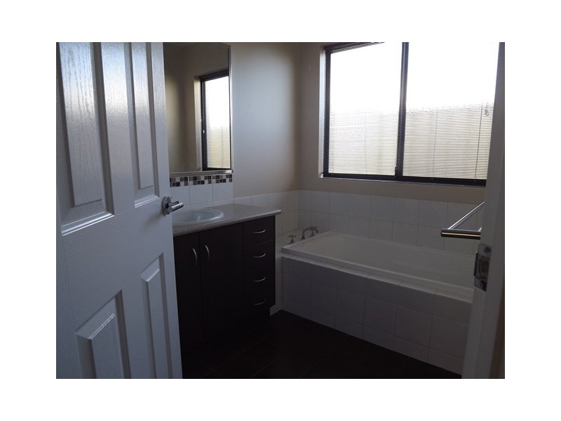 35 Damia Circle, Port Denison WA 6525