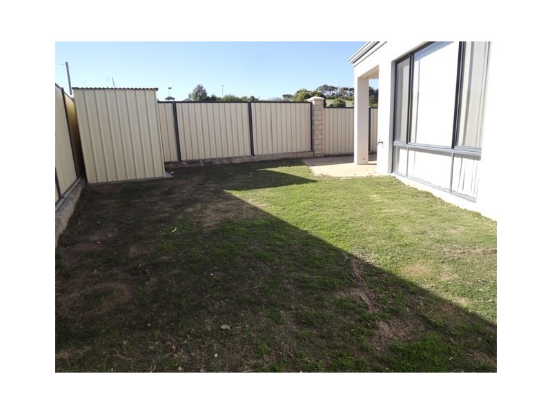 35 Damia Circle, Port Denison WA 6525