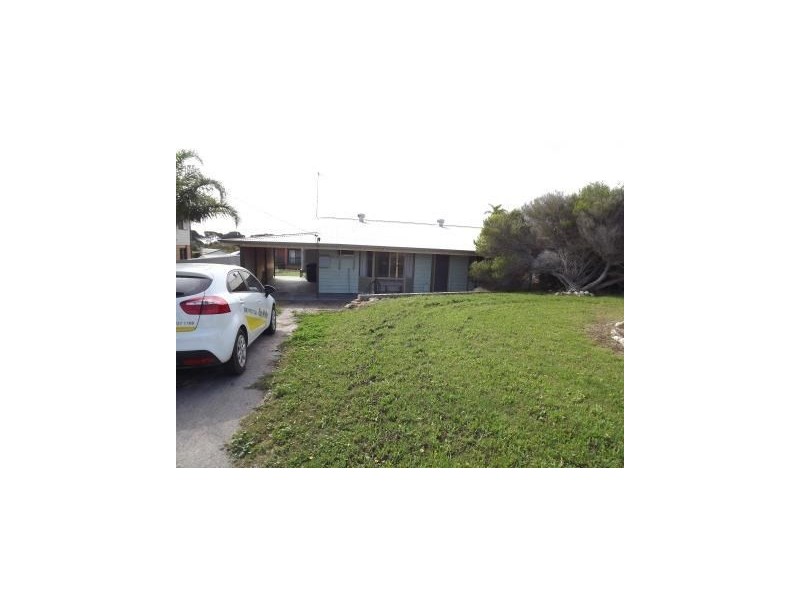 8 Richardson Road, Port Denison WA 6525