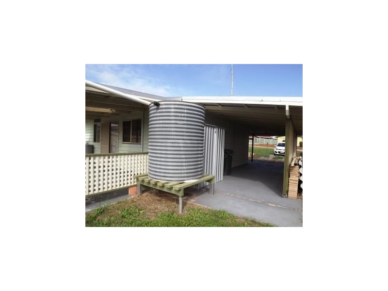 8 Richardson Road, Port Denison WA 6525