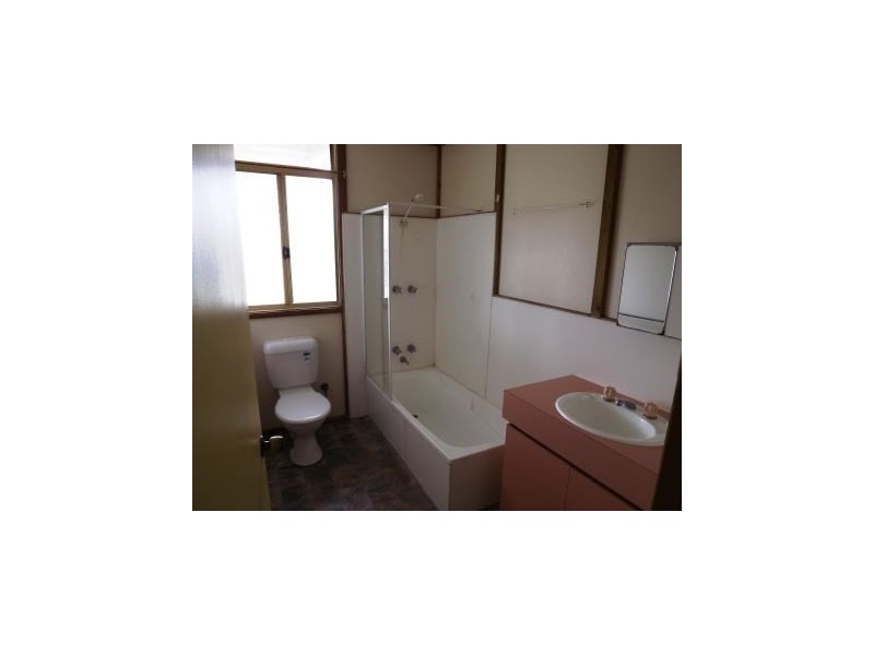 8 Richardson Road, Port Denison WA 6525