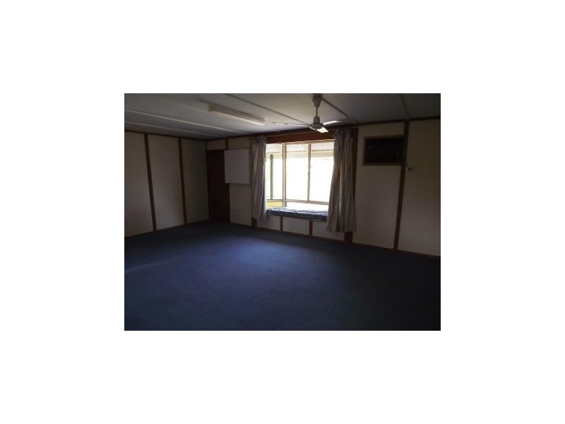 8 Richardson Road, Port Denison WA 6525