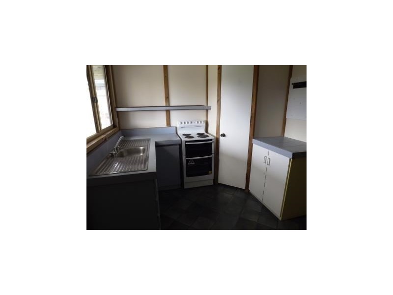 8 Richardson Road, Port Denison WA 6525