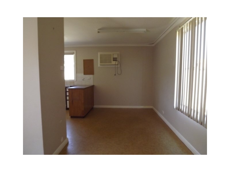 13 CHURCH Street, Dongara WA 6525