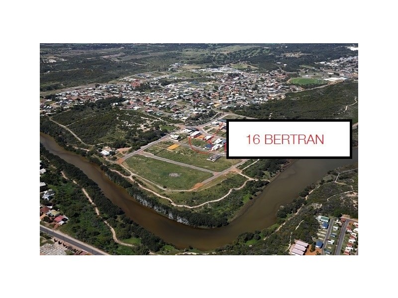 16 Bertran Vista, Port Denison WA 6525