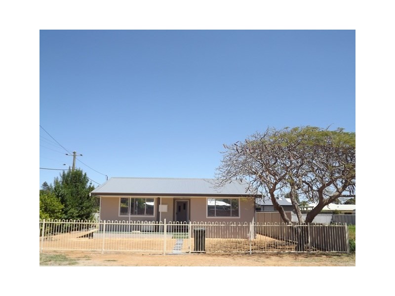 13 HEPBURN Street, Dongara WA 6525