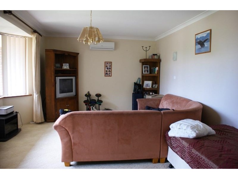 27 Clementina Road, Dongara WA 6525