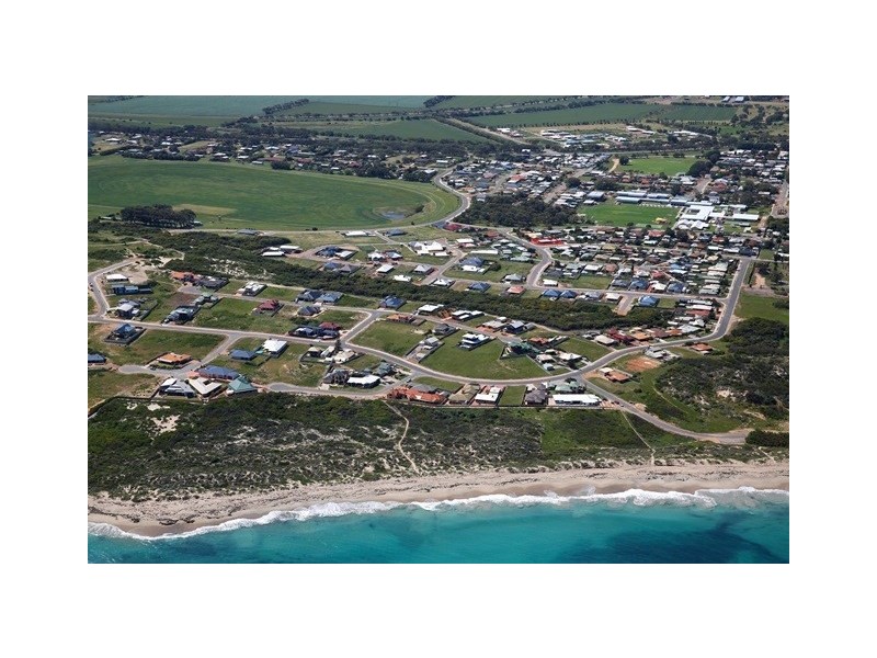 36 Dodd Street, Dongara WA 6525