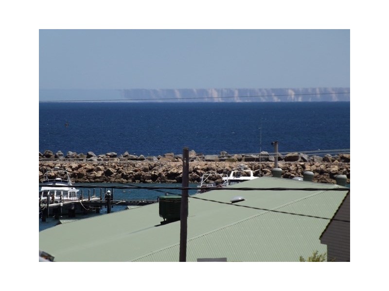 10 Whelan Street, Port Denison WA 6525