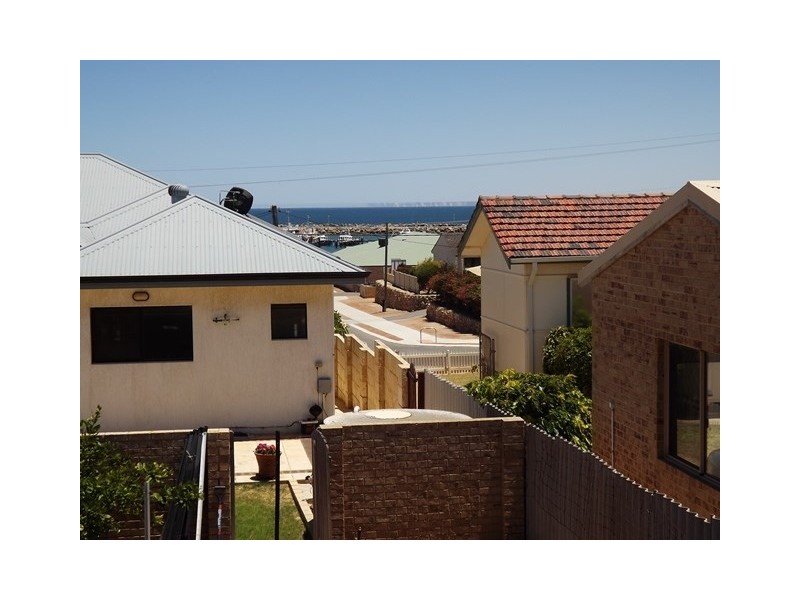 10 Whelan Street, Port Denison WA 6525