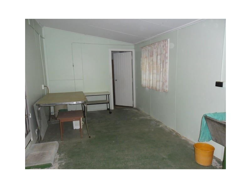 11 Yarra Street, Carnamah WA 6517