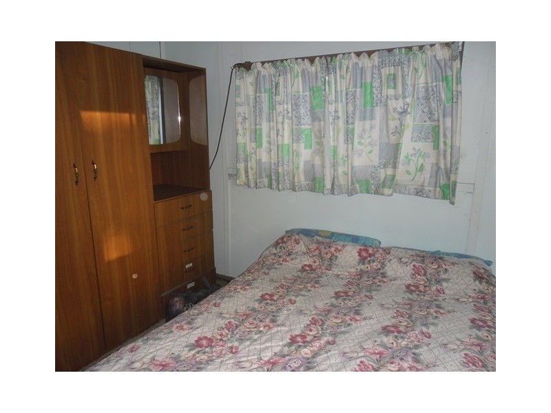 11 Yarra Street, Carnamah WA 6517