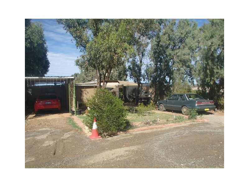 BAY 28 S BEND CARAVAN Park, Greenough WA 6532