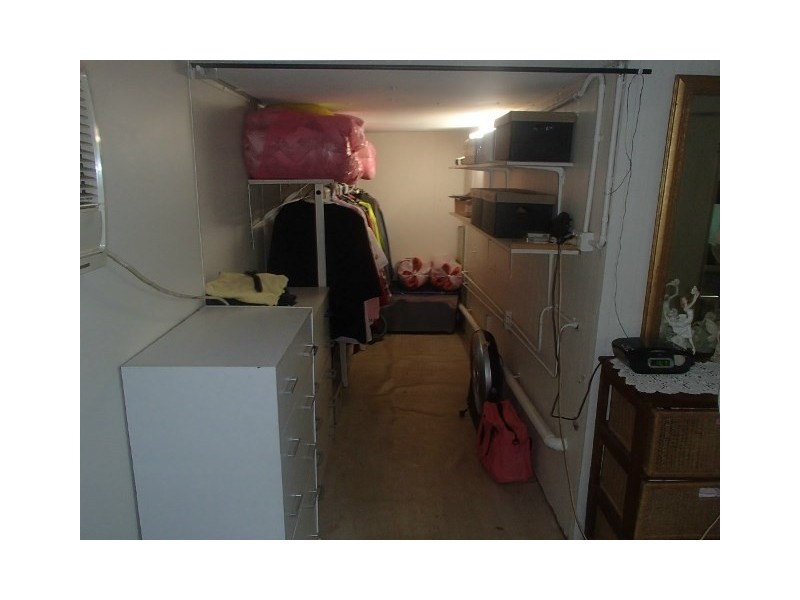 BAY 28 S BEND CARAVAN Park, Greenough WA 6532