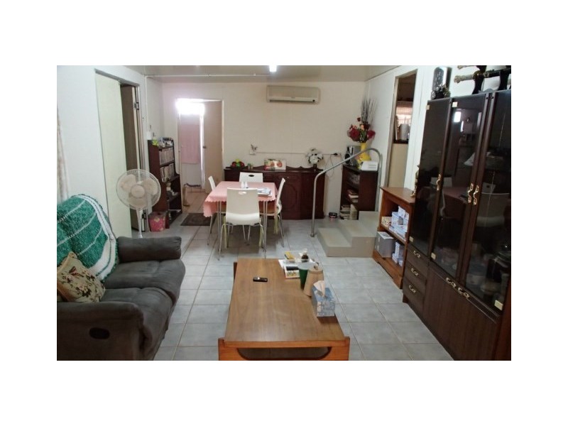 BAY 28 S BEND CARAVAN Park, Greenough WA 6532