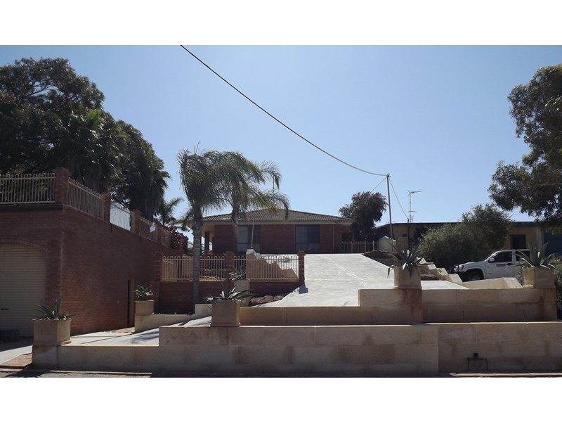 99 Point Leander Drive, Port Denison WA 6525