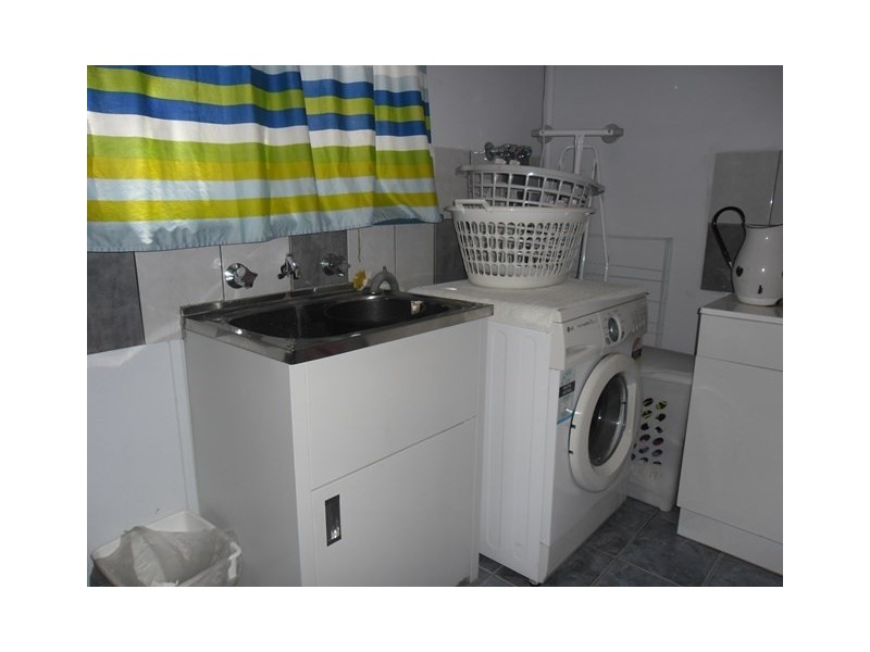 81 Williamson Street, Three Springs WA 6519