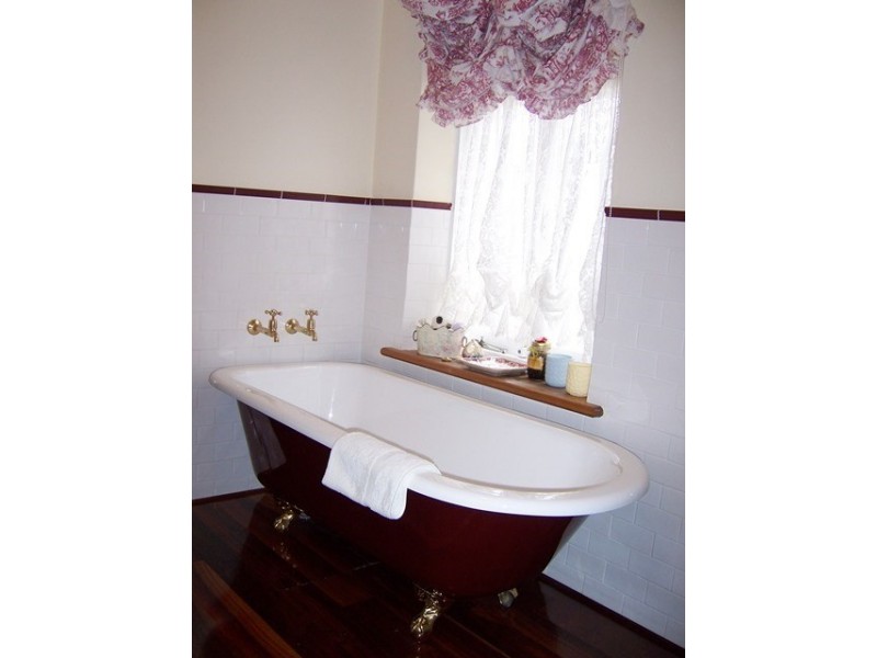 19 Waldeck Street, Dongara WA 6525