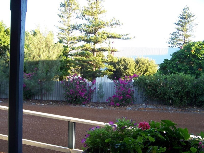 19 Waldeck Street, Dongara WA 6525