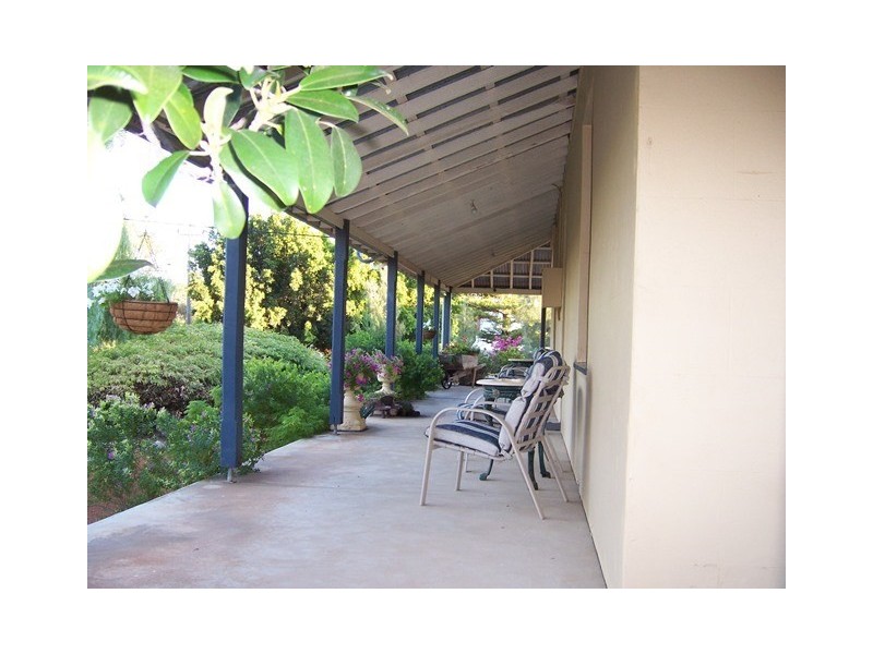 19 Waldeck Street, Dongara WA 6525