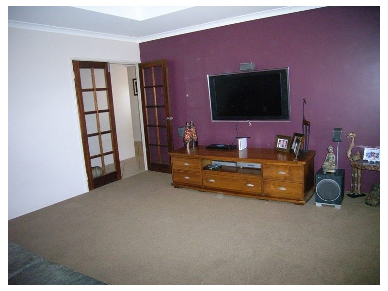 27 Pickering Drive, Dongara WA 6525