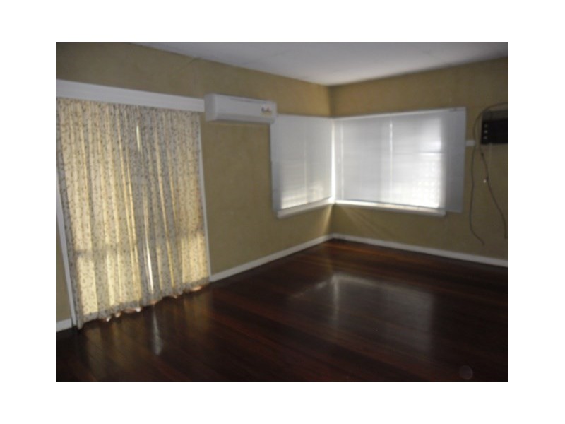 1 Robertson Street, Carnamah WA 6517