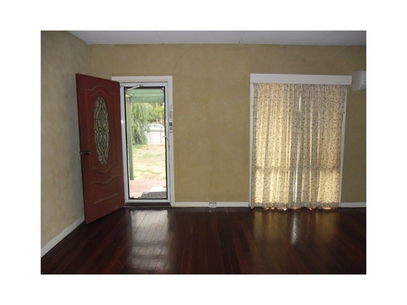 1 Robertson Street, Carnamah WA 6517