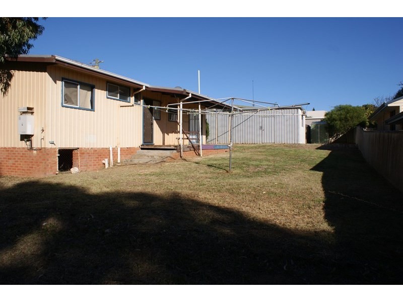 10 Bungaru Road, Port Denison WA 6525