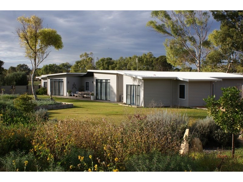 260 Springfield Drive, Springfield WA 6525