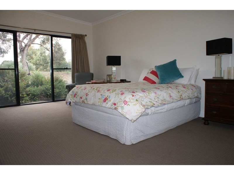 260 Springfield Drive, Springfield WA 6525