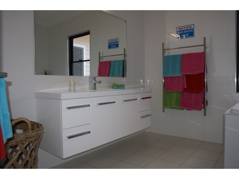 260 Springfield Drive, Springfield WA 6525