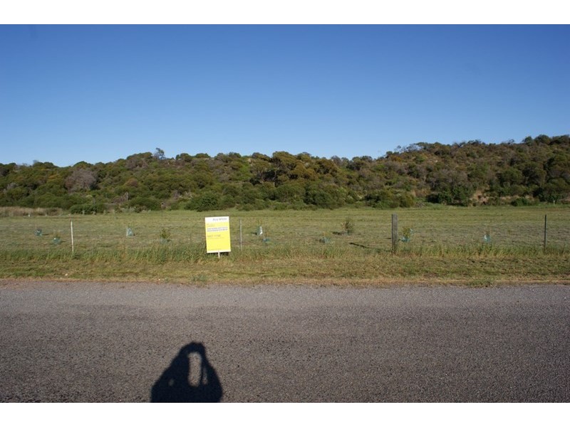 133 Brennand Road, Dongara WA 6525