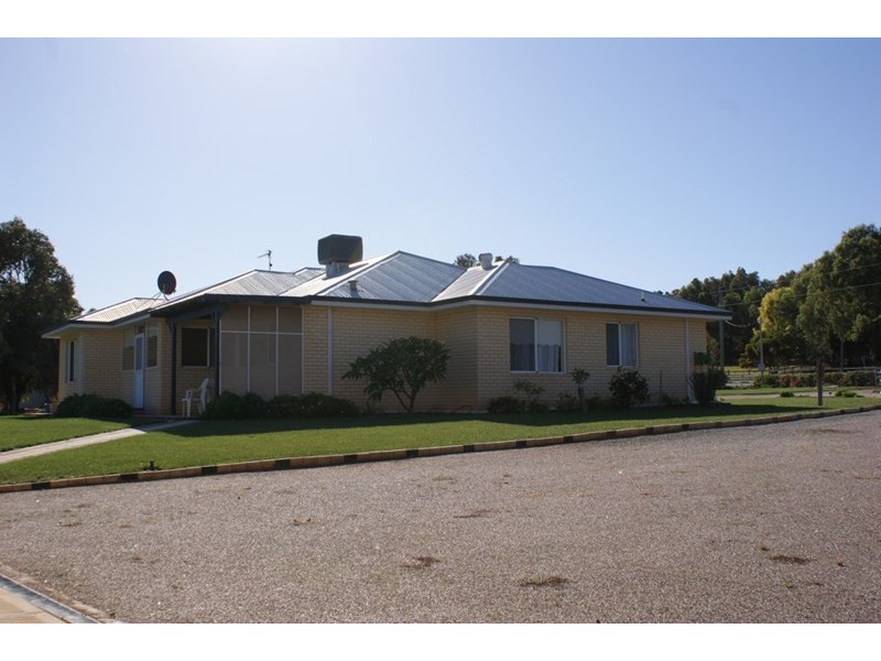 45 Brennand Road, Dongara WA 6525