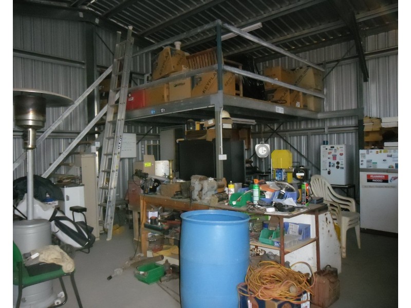 10 Forrester Avenue, Carnamah WA 6517