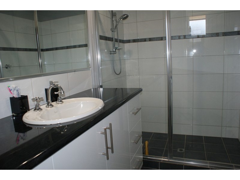 60 Premier Circle, Dongara WA 6525