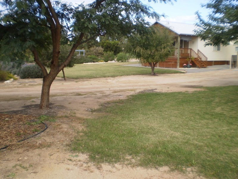 32 Honey Myrtle Close, Springfield WA 6525