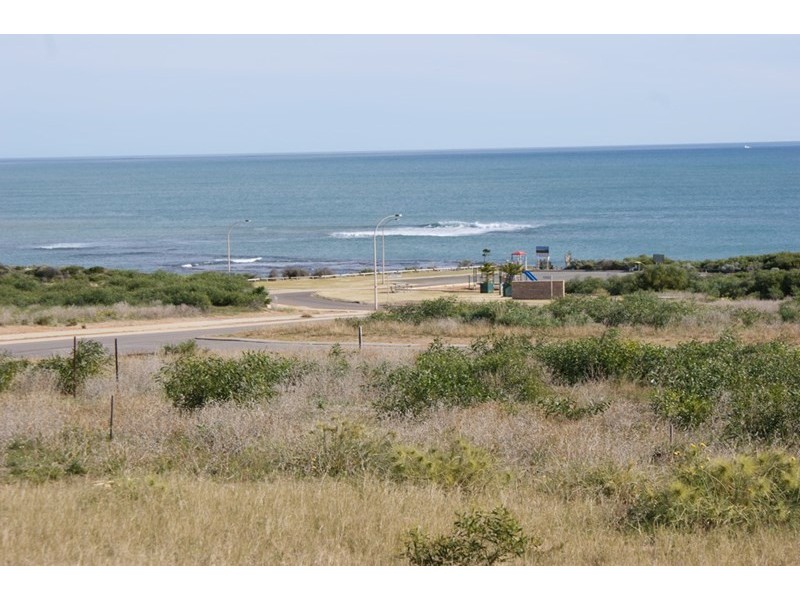 2 Sunset Cove, Dongara WA 6525