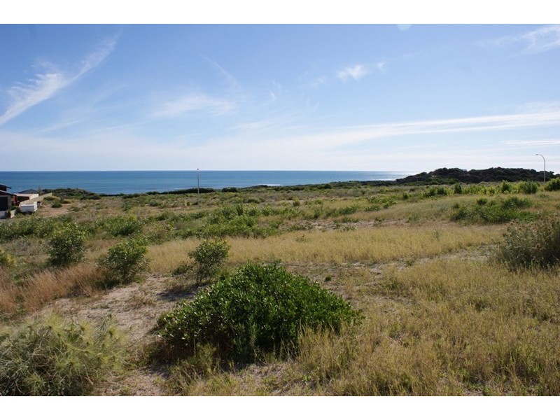 2 Sunset Cove, Dongara WA 6525