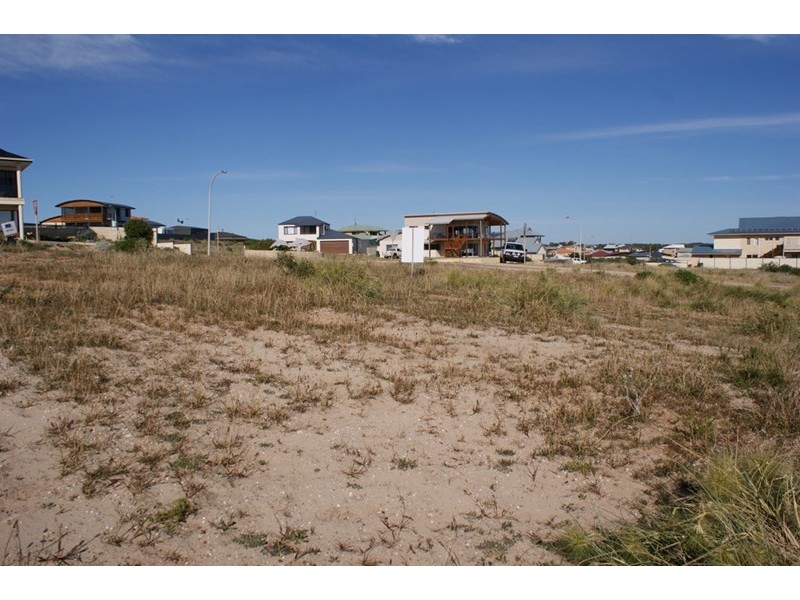 2 Sunset Cove, Dongara WA 6525