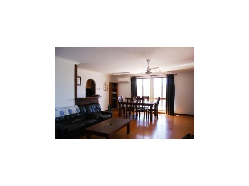 189 Point Leander Drive, Port Denison WA 6525
