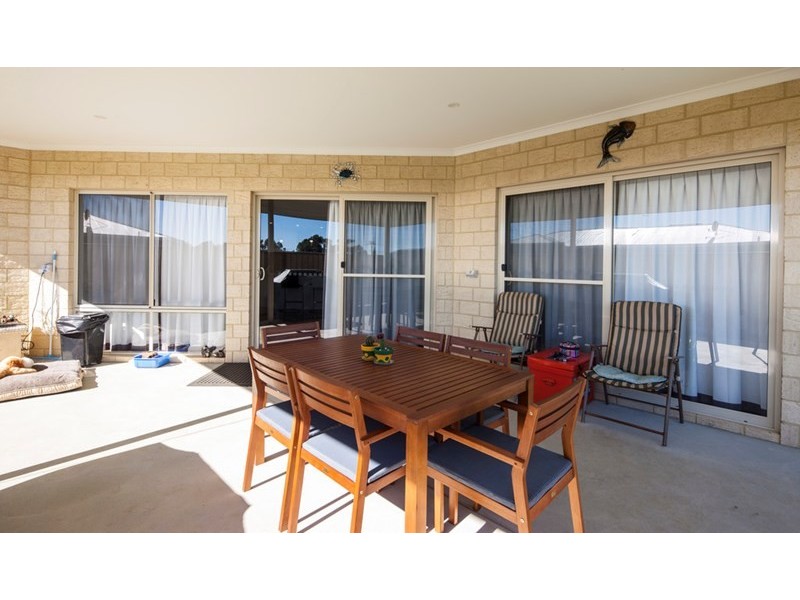 35 Francis Road, Port Denison WA 6525