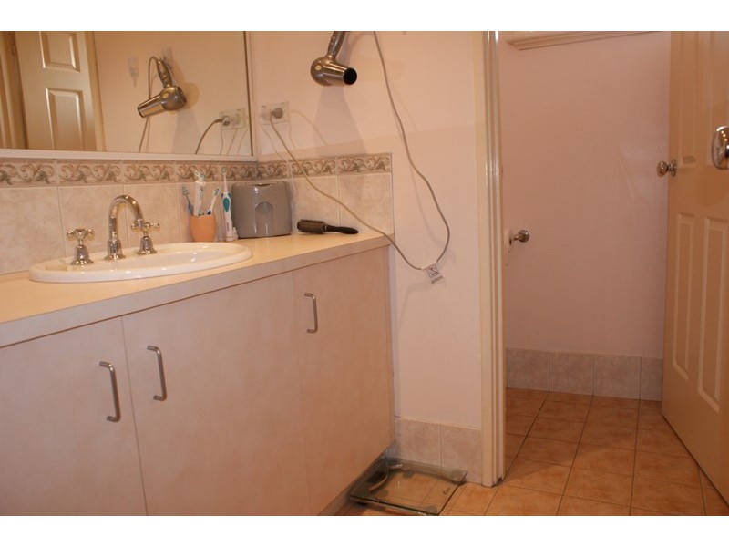 6 Bygrave Drive, Port Denison WA 6525