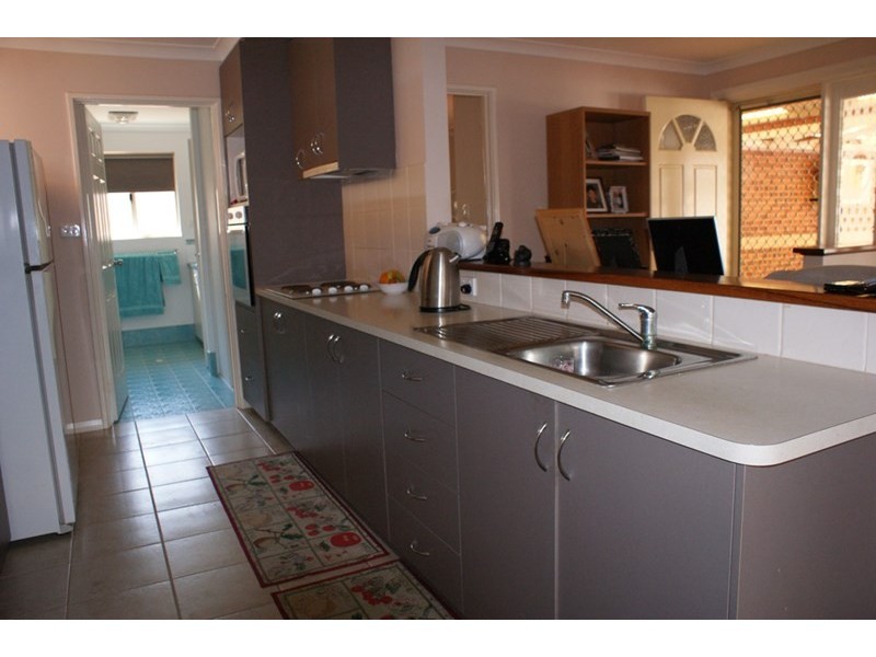 6 Bygrave Drive, Port Denison WA 6525