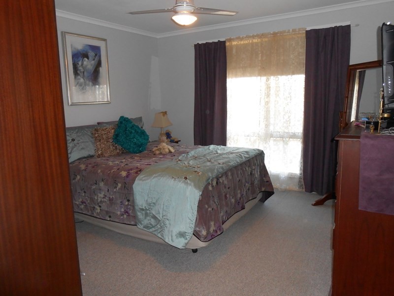 209 Point Leander Drive, Port Denison WA 6525