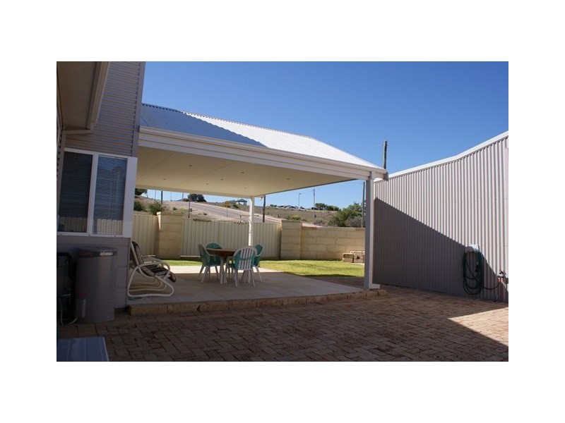 1 Cuff Way, Port Denison WA 6525