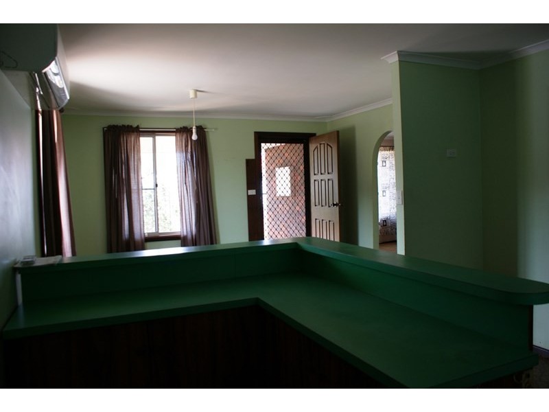 20 Church Street, Dongara WA 6525