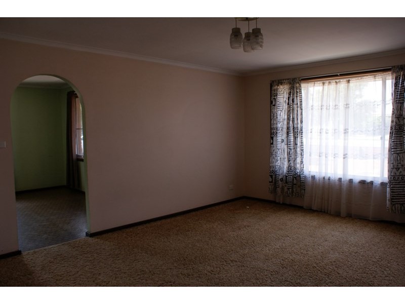 20 Church Street, Dongara WA 6525