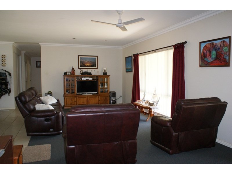 71 Springfield Drive, Springfield WA 6525