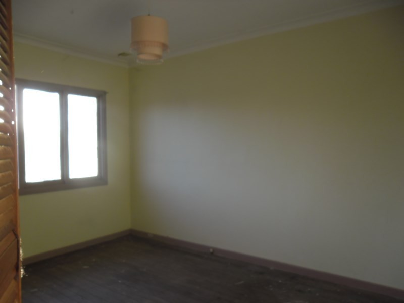 27 Robertson Street, Carnamah WA 6517