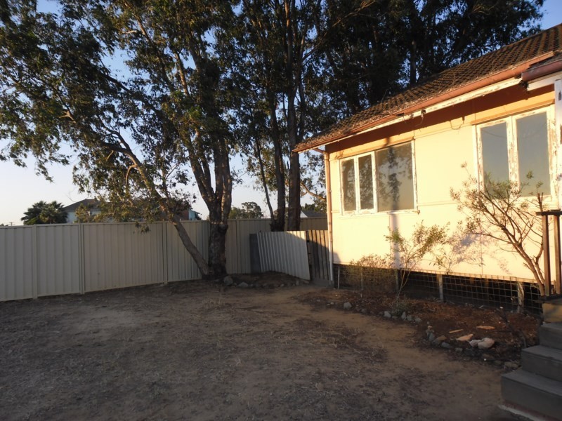 27 Robertson Street, Carnamah WA 6517